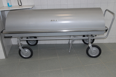 Cover for cadaver tray, round: Accessoires - UFSK International UFSK International: Cover for cadaver tray, round - Accessoires