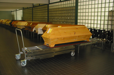 UFSK International: Coffin Lift - image 4