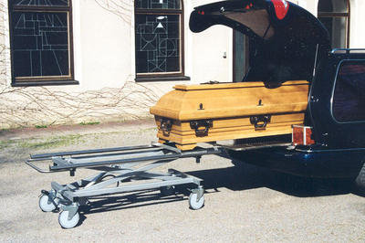 UFSK International: Coffin Lift - image 7