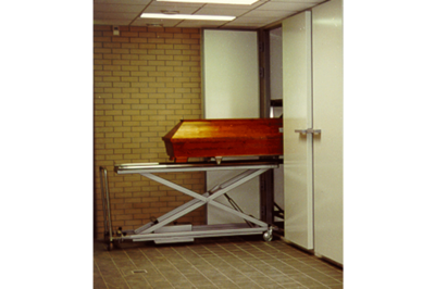 UFSK International: Coffin Lift - image 8
