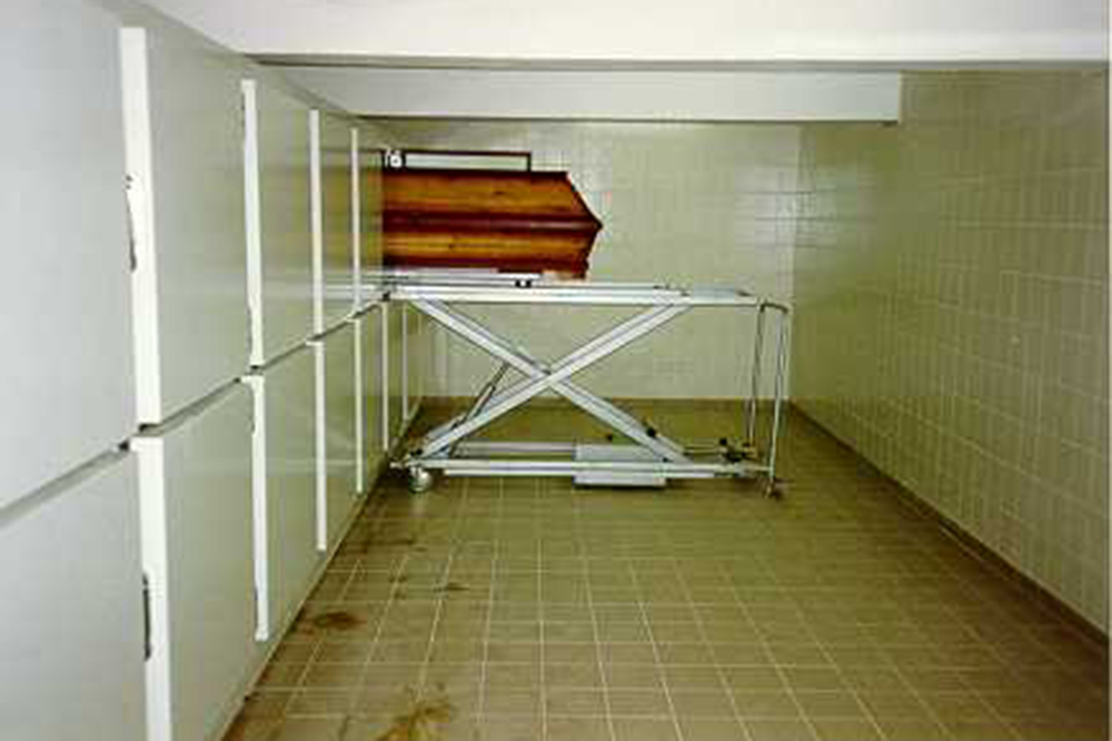 UFSK International: Coffin Refrigeration Units with single doors - image 3